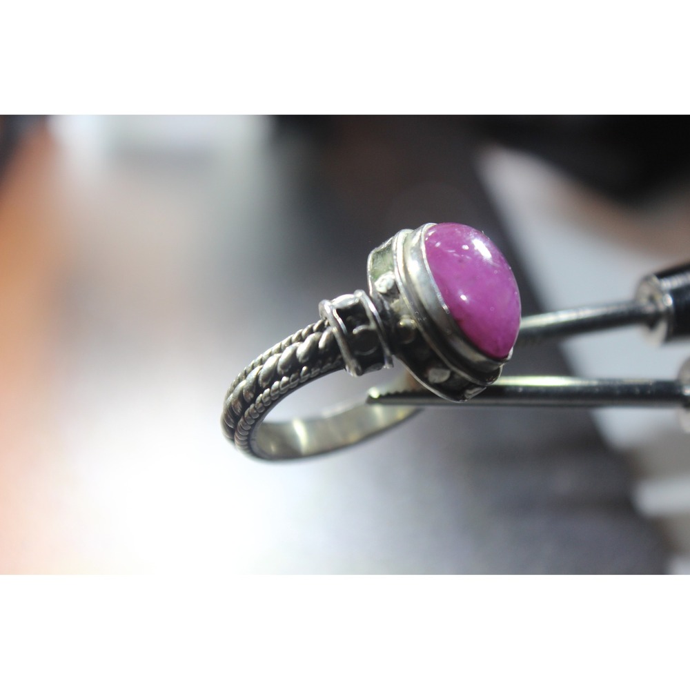 VTG Sterling Silver PinkCorundum Cabochon Twisted Rope Band Ring Size 6.75 9.74g